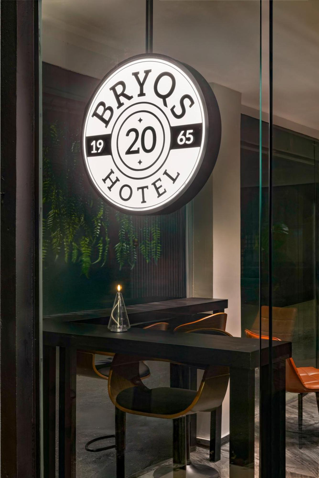 Bryqs Hotel Kuala Lumpur Exterior photo